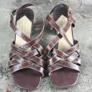 Liz Claiborne Axcess Leather Sandals, Size 10M